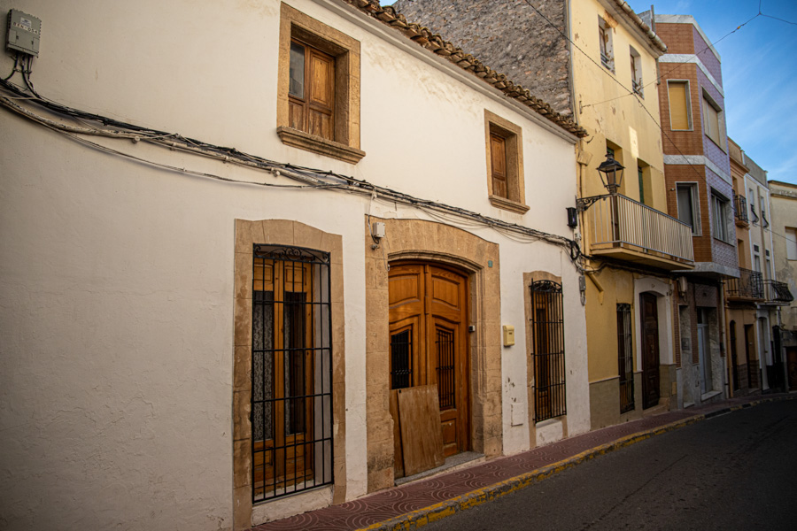 Antigua carnicería Casa Posada, número diecisiete y diecinueve, calle Mayor — imagen pública